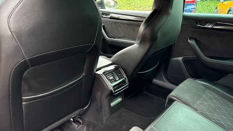 Skoda Superb 1.5 TSI Sport Line Plus 5dr DSG Petrol Estate